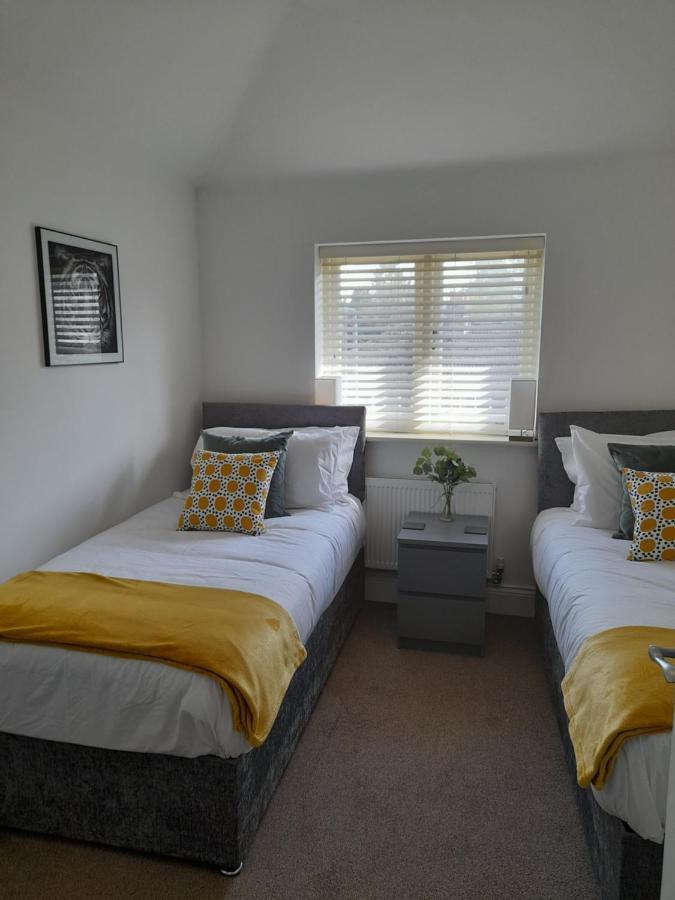 The Stables A Contractor Family 2 Bed Town House In Central Melton Mowbray Bagian luar foto