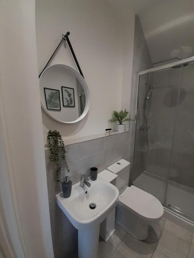 The Stables A Contractor Family 2 Bed Town House In Central Melton Mowbray Bagian luar foto